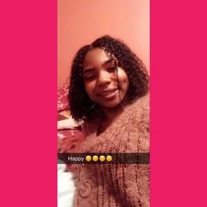 Meet your Posher, Danielle